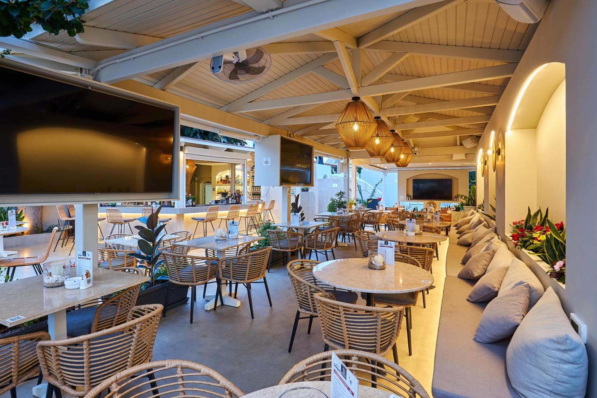 Mila Malia Studios Hotel Экстерьер фото