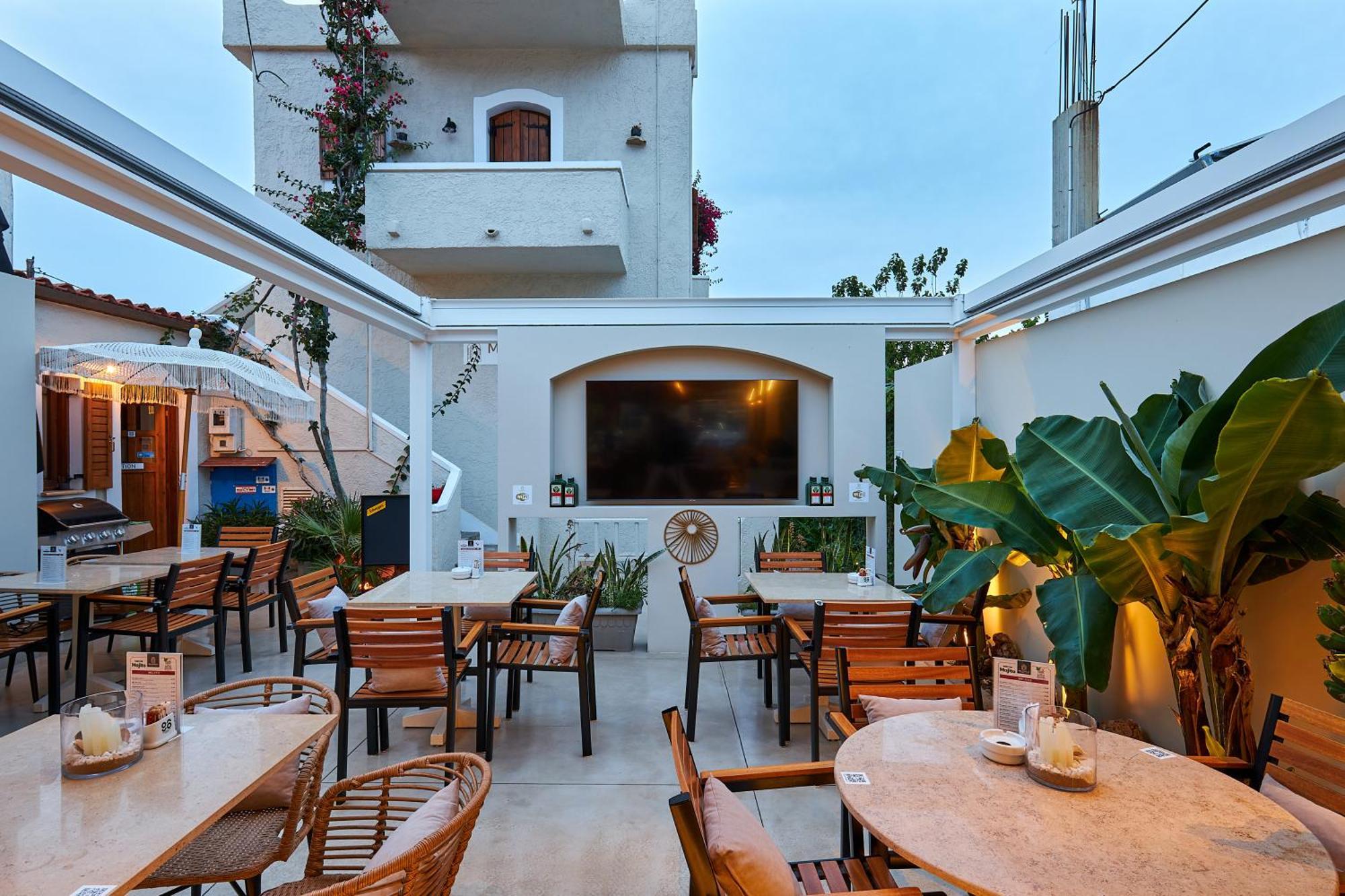 Mila Malia Studios Hotel Экстерьер фото