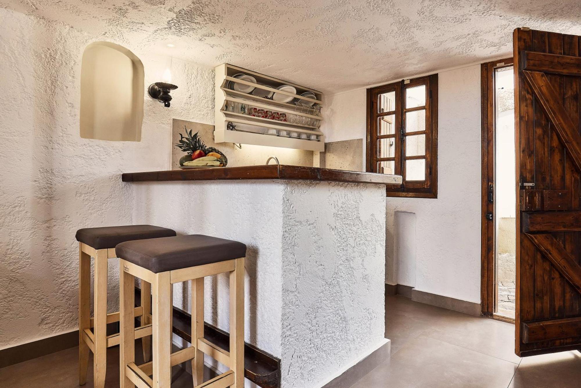 Mila Malia Studios Hotel Экстерьер фото