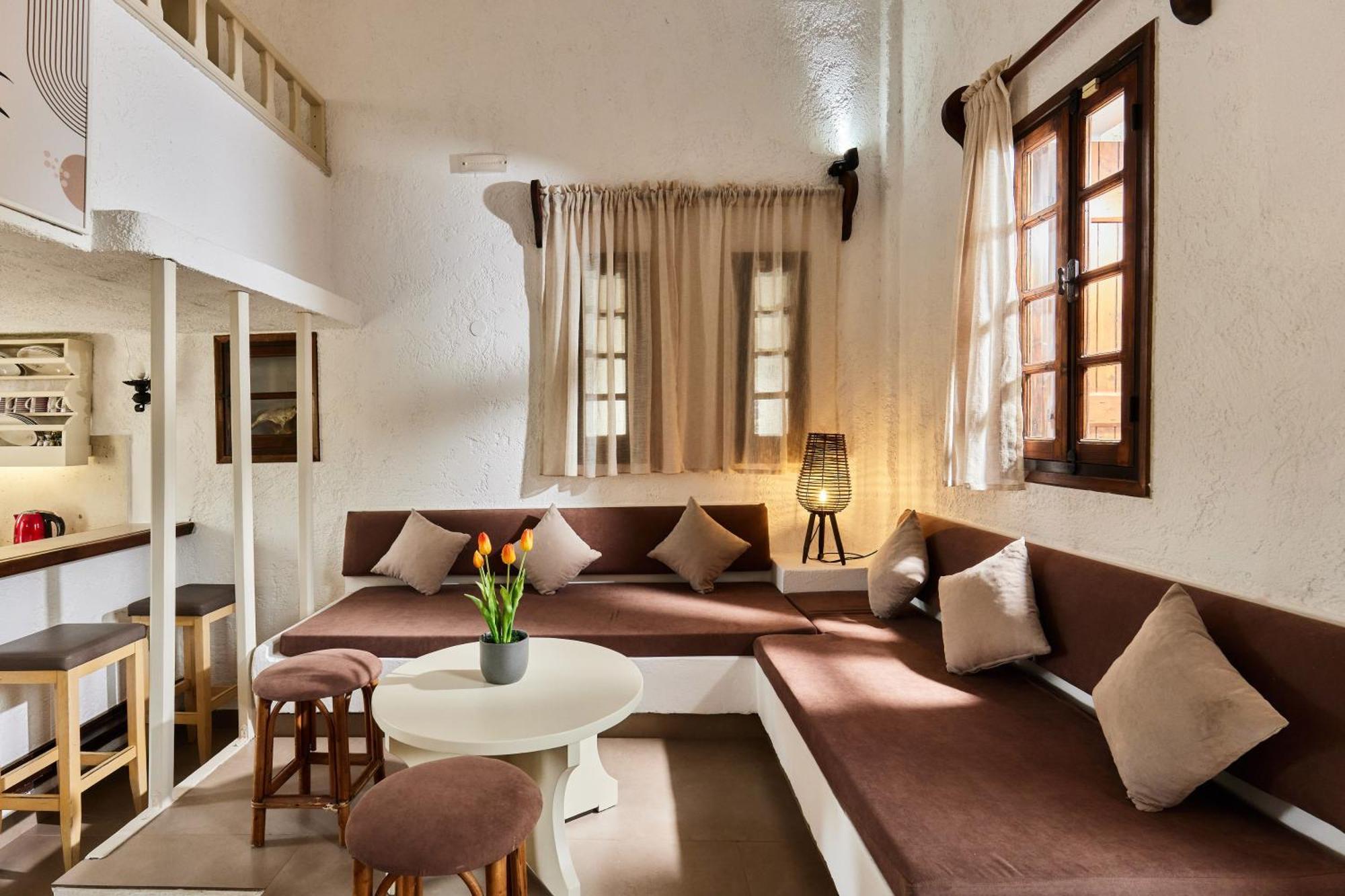 Mila Malia Studios Hotel Экстерьер фото