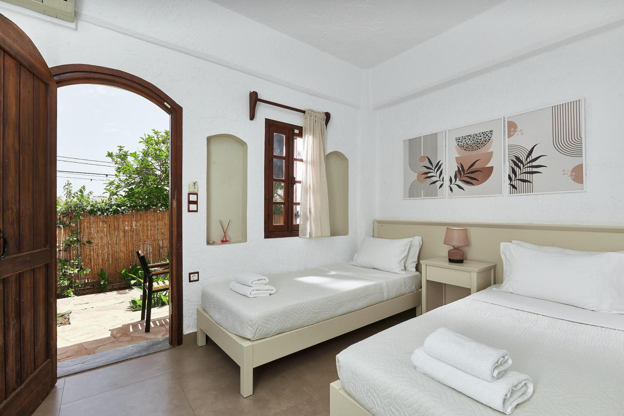 Mila Malia Studios Hotel Экстерьер фото